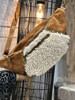 Charger l&#39;image dans la galerie, Sac banane BONNY cuir Camel
