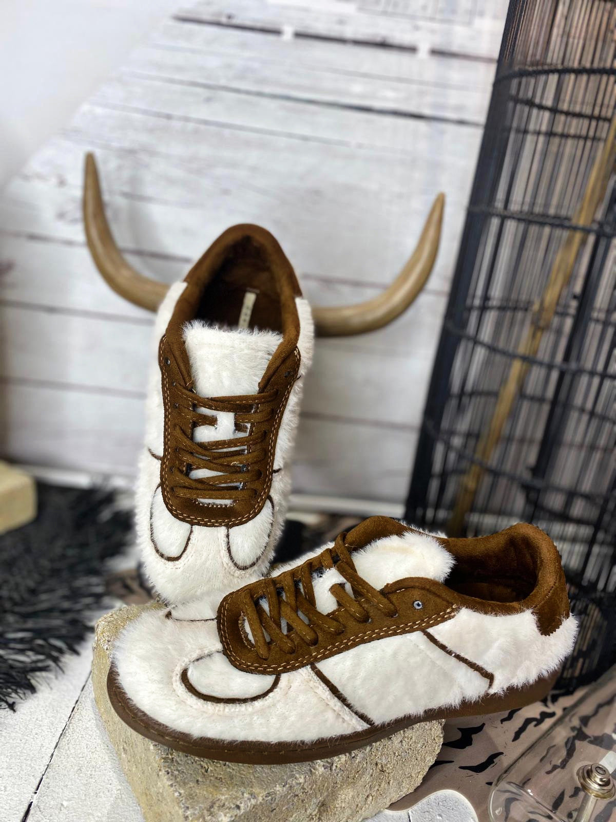 Baskets SAGA Ecru