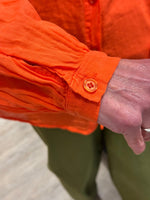 Charger l'image dans la galerie, Chemise Orange imprimé dos - LORYA
