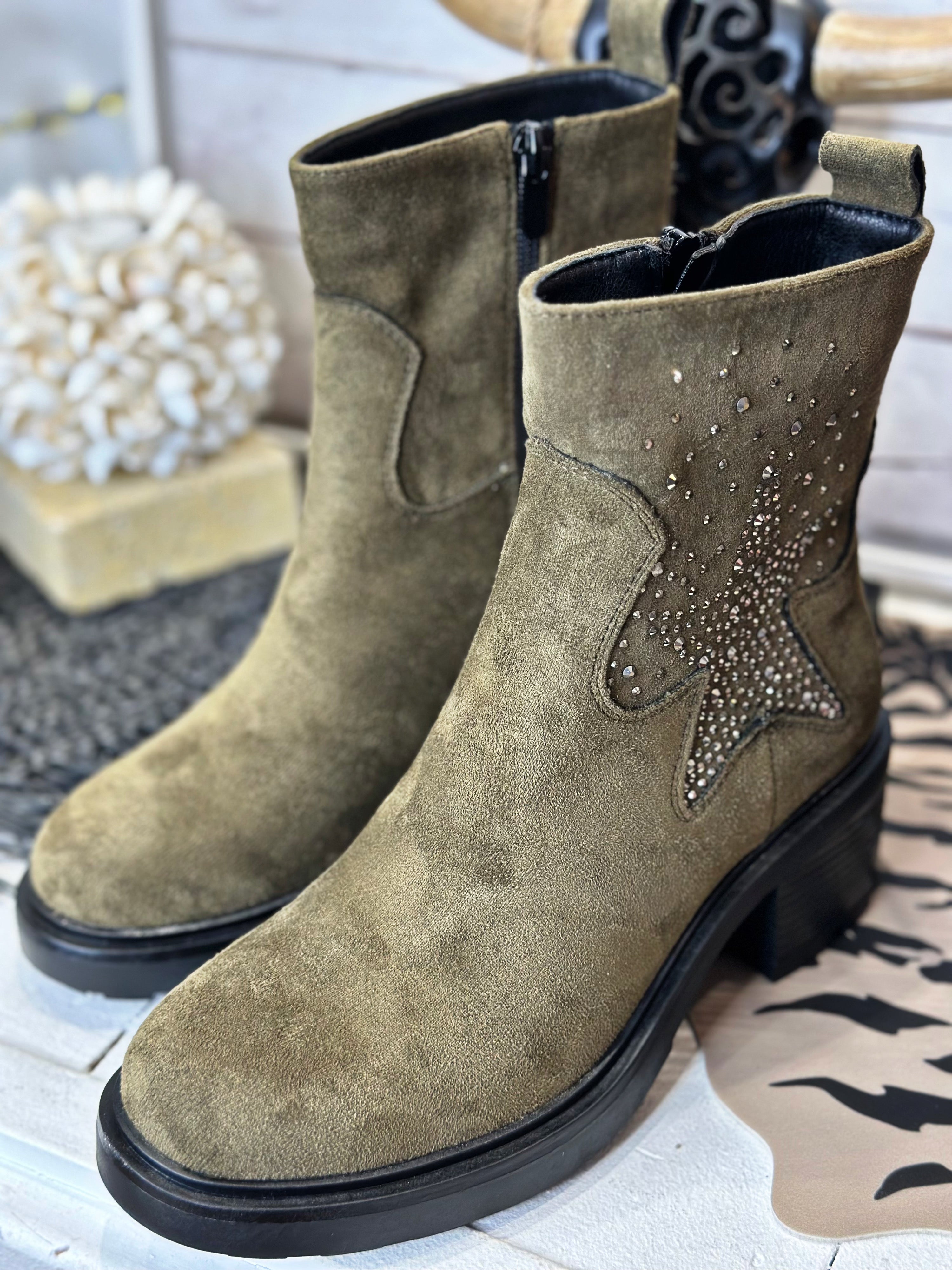 Boots KLARA Kaki