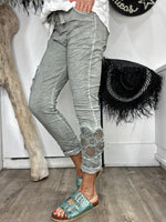 Charger l'image dans la galerie, Pantalon magique Kaki - EMMA
