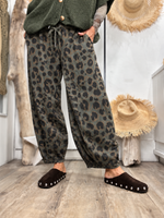 Load image into Gallery viewer, ZAG soft corduroy trousers Choco
