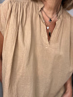 Charger l'image dans la galerie, Blouse DANY Camel
