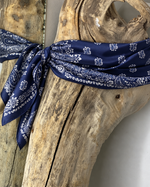 Charger l'image dans la galerie, Foulard 54
