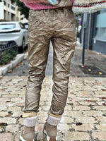 Charger l&#39;image dans la galerie, Pantalon simili cuir MADDOX Camel

