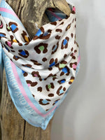 Charger l'image dans la galerie, Foulard 26
