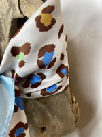 Charger l'image dans la galerie, Foulard 26
