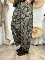 Load image into Gallery viewer, ZAG soft corduroy trousers Choco
