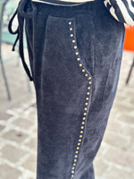 Charger l'image dans la galerie, Pantalon velours cotelé souple LEON Noir
