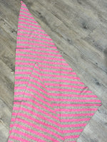 Charger l'image dans la galerie, Echarpe triangle NELIA Rose malabar/Beige
