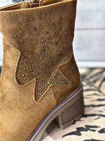 Charger l&#39;image dans la galerie, Boots KLARA Camel
