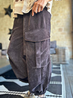Charger l'image dans la galerie, Pantalon velours cotelé souple BEN Choco
