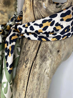 Charger l&#39;image dans la galerie, Foulard 13
