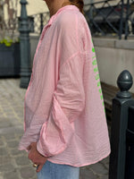 Charger l'image dans la galerie, Chemise Rose imprimé dos - LORYA
