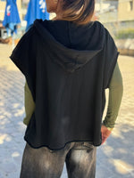 Charger l'image dans la galerie, Sweat sans manches VIKA Noir
