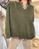 Load image into Gallery viewer, Choco LEO Sweater
