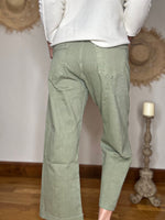 Charger l'image dans la galerie, Pantalon PASCAL Kaki (Modèle ZOE chez Place du Jour)
