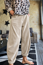 Charger l'image dans la galerie, Pantalon velours cotelé souple ZAG Beige clair
