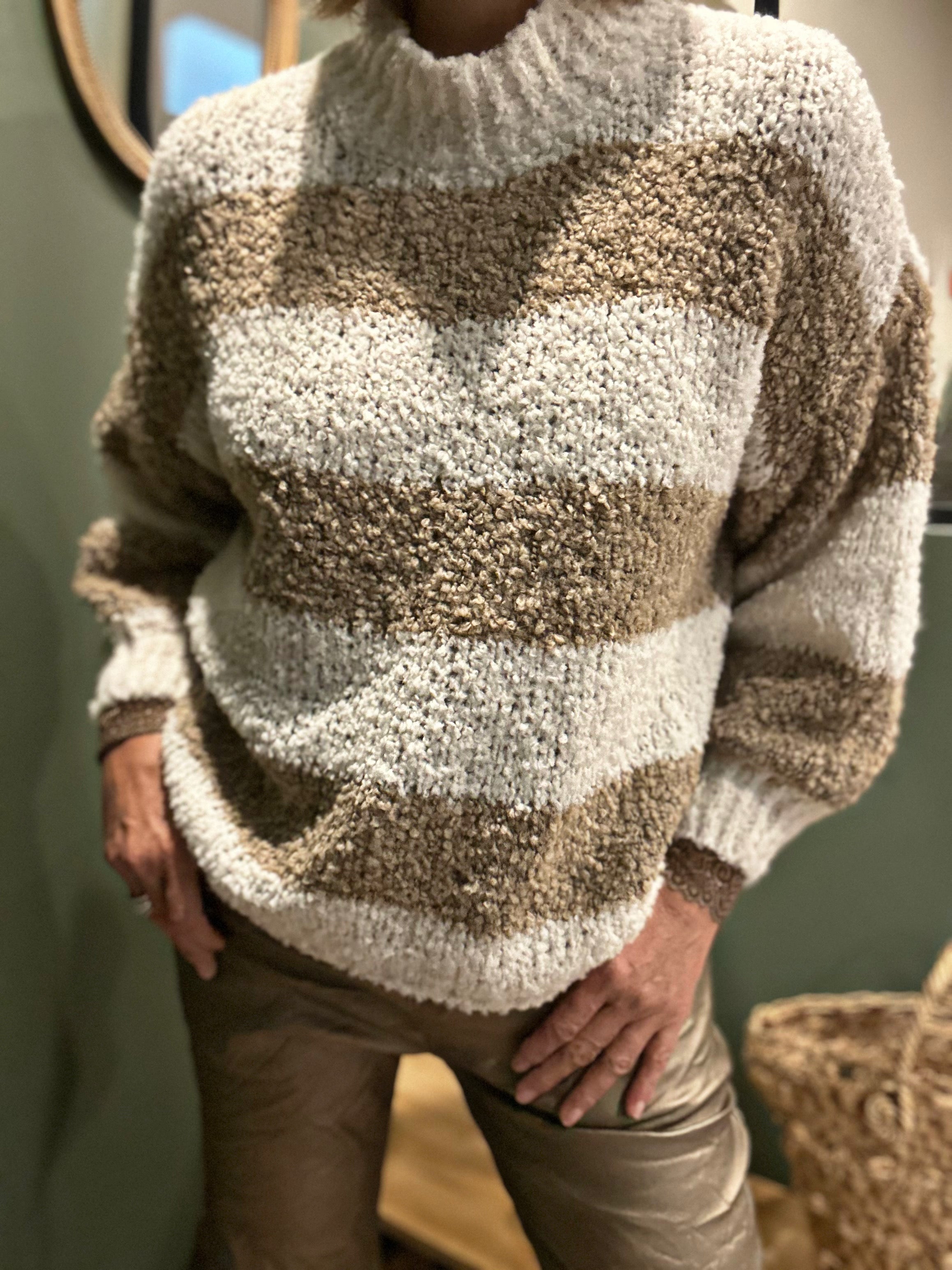 Pull NARO Ecru/Camel