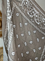 Charger l&#39;image dans la galerie, Foulard BANDANAS Taupe
