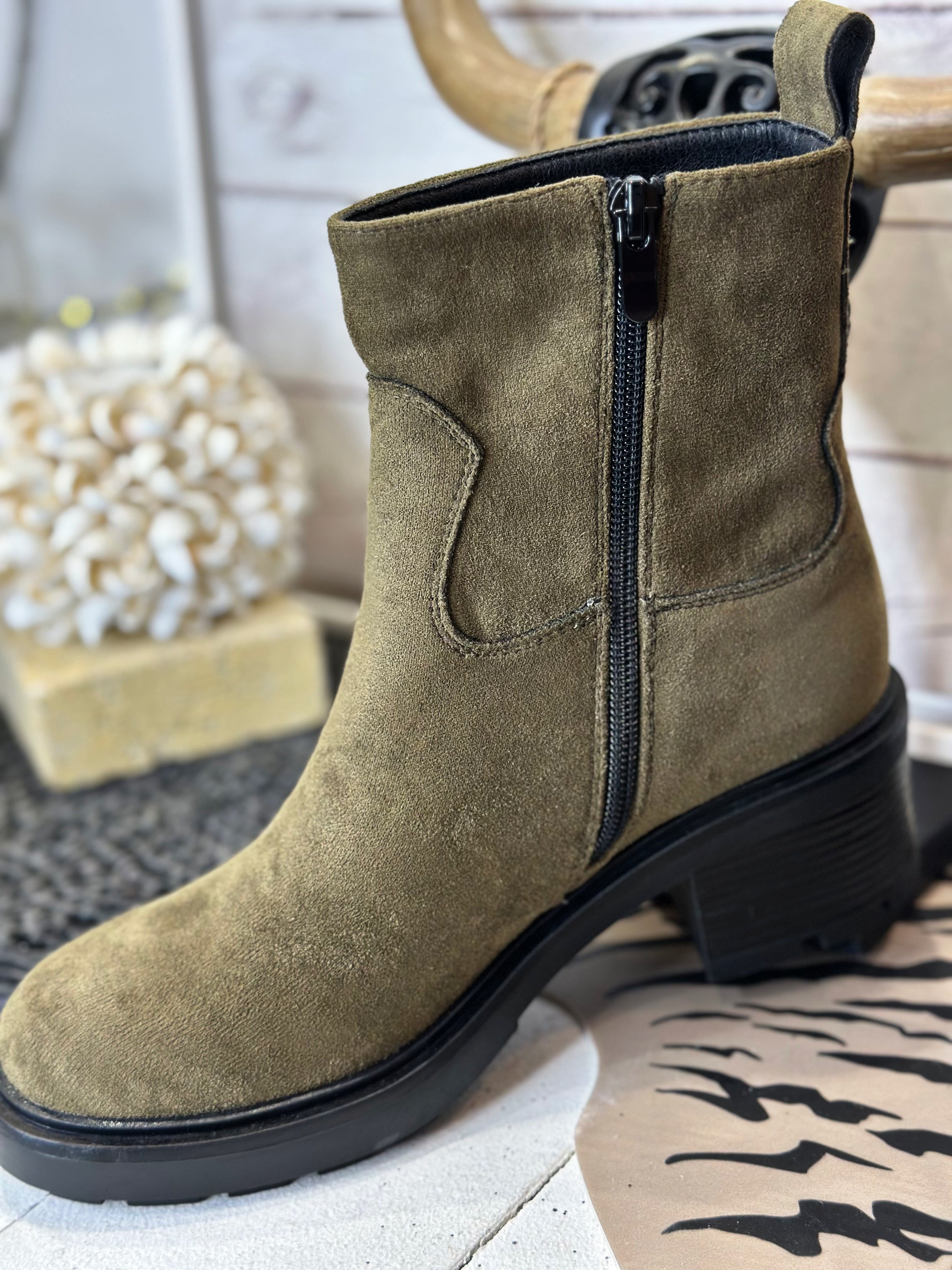Boots KLARA Kaki