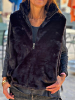 Load image into Gallery viewer, NAIA Sleeveless Vest Black
