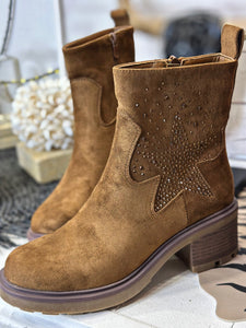 Boots KLARA Camel