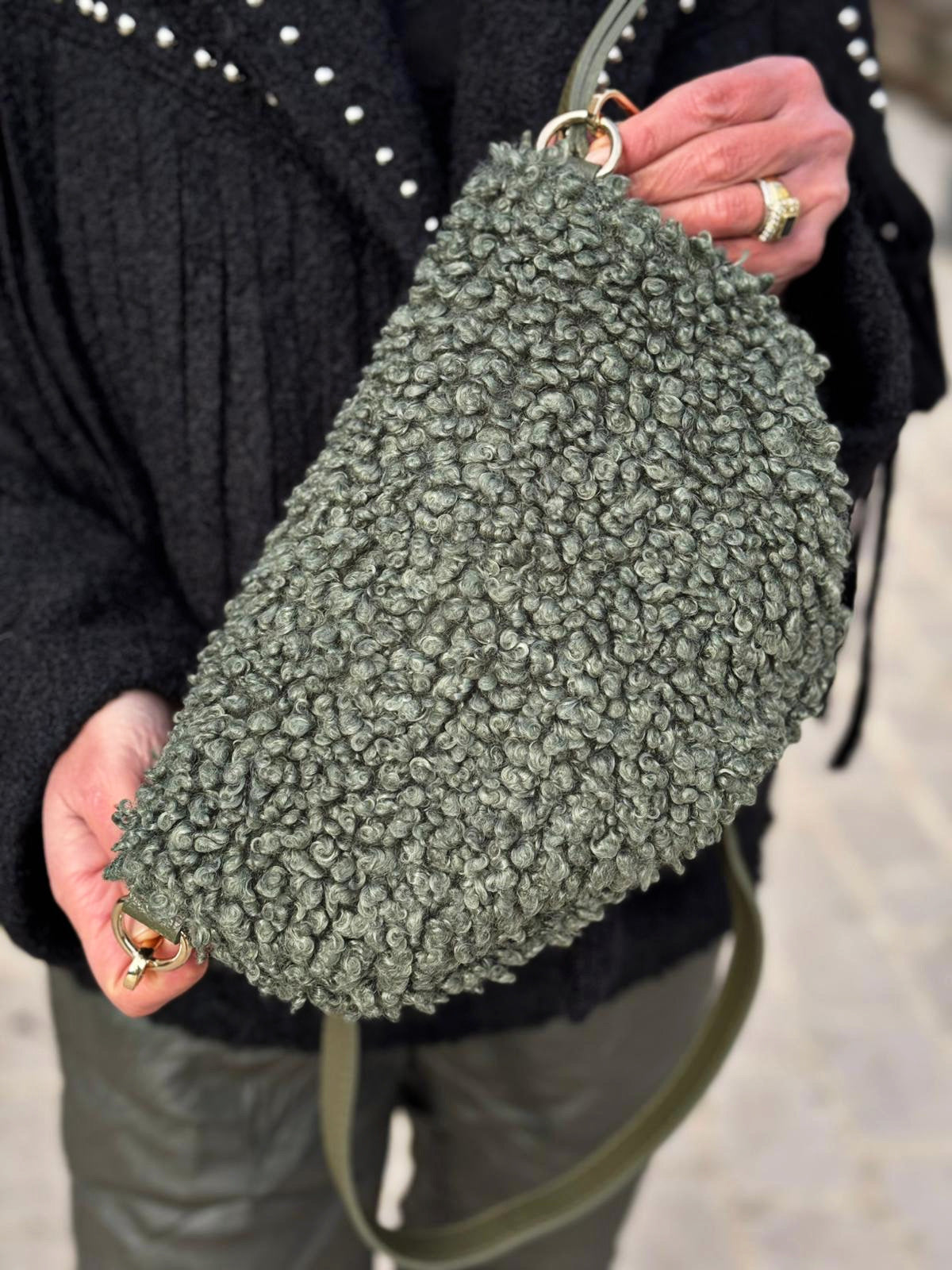 Sac banane bouclette MILA Kaki