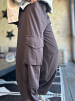 Charger l'image dans la galerie, Pantalon NOAH Choco
