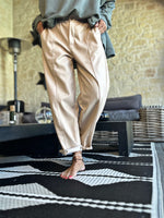 Charger l'image dans la galerie, Pantalon similicuir TIMO Beige
