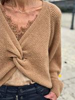 Charger l&#39;image dans la galerie, Pull LOU Camel
