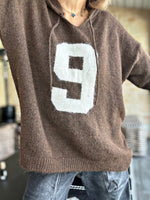Charger l'image dans la galerie, Pull à capuche n°9 Choco
