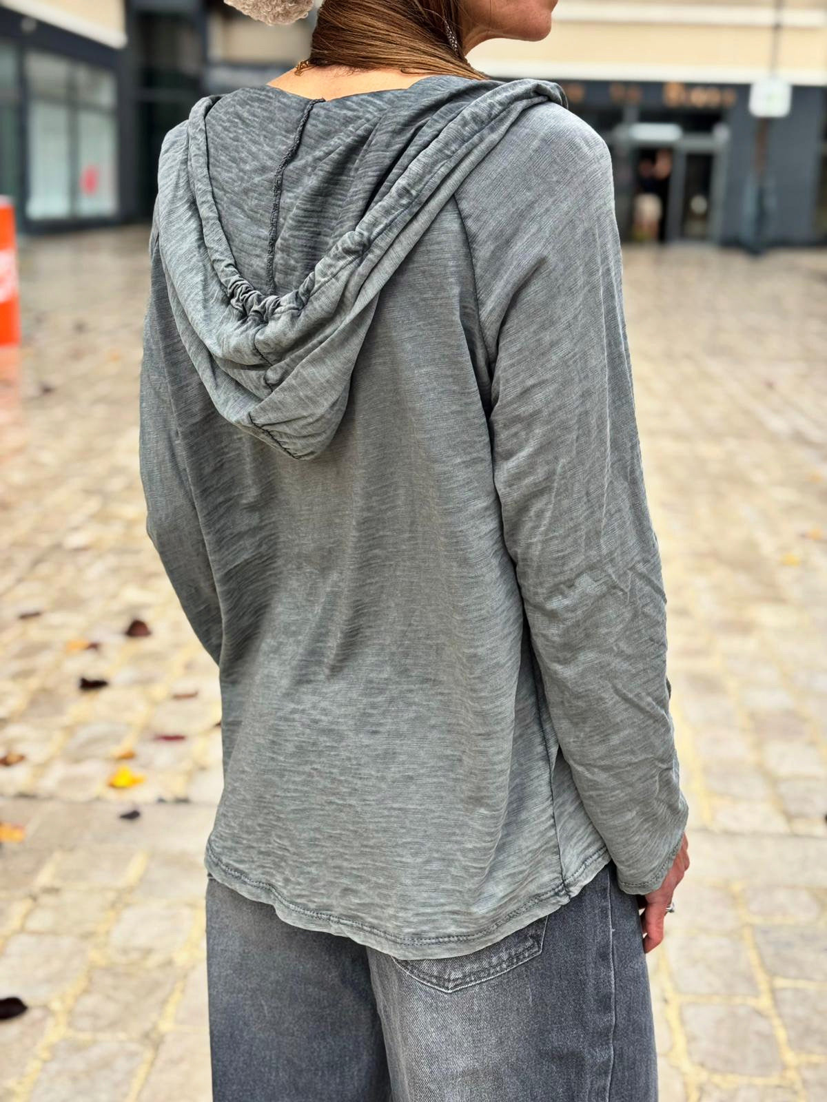 Haut à capuche TALNA Gris