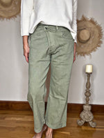 Charger l'image dans la galerie, Pantalon PASCAL Kaki (Modèle ZOE chez Place du Jour)
