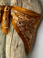 Charger l'image dans la galerie, Foulard 44
