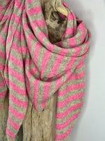 Charger l'image dans la galerie, Echarpe triangle NELIA Rose malabar/Beige
