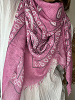 Charger l&#39;image dans la galerie, Foulard BANDANAS Rose malabar
