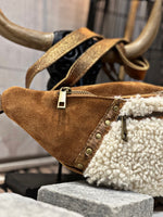 Charger l&#39;image dans la galerie, Sac banane BONNY cuir Camel
