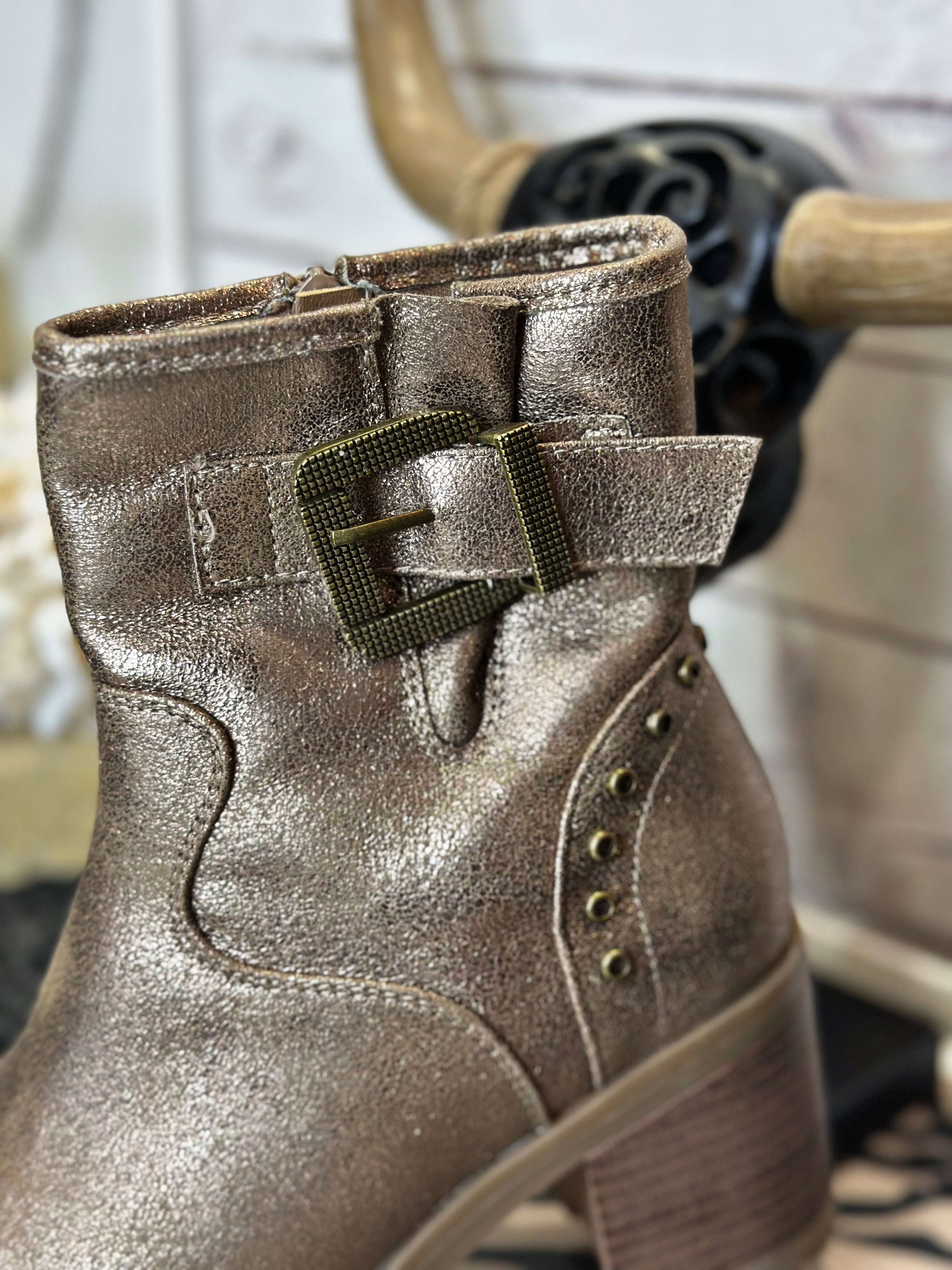 Boots STELLA Gold