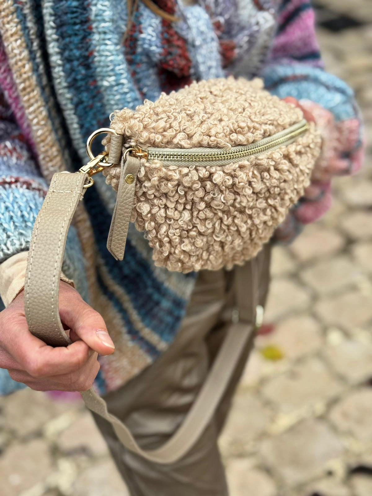 Sac banane bouclette MILA Camel clair