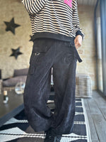 Charger l'image dans la galerie, Pantalon velours cotelé souple GASPARD Noir
