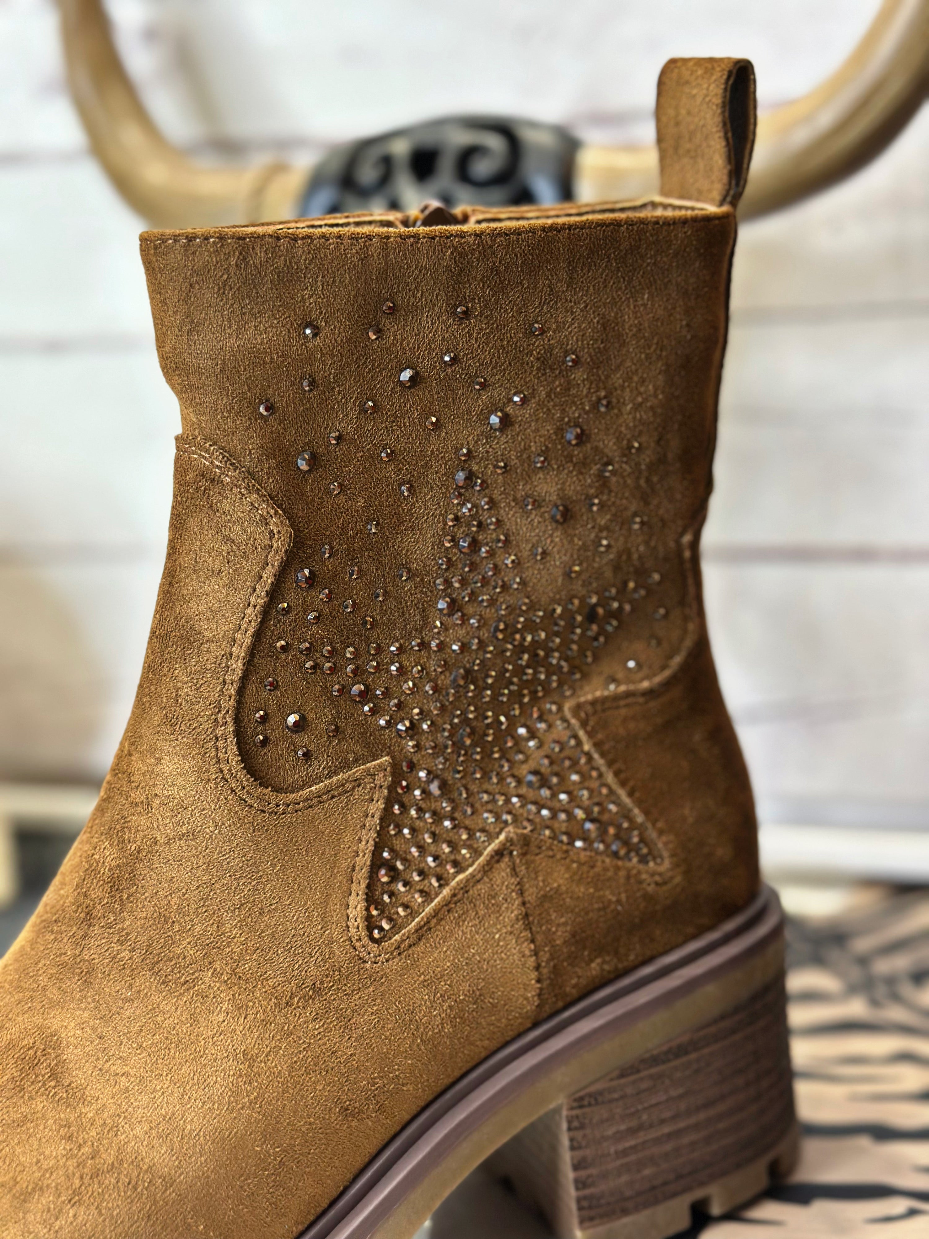 Boots KLARA Camel