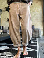 Charger l'image dans la galerie, Pantalon velours cotelé souple ZAG Camel clair
