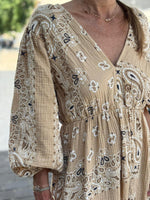 Charger l'image dans la galerie, Robe longue gaze de coton camel - NERYS
