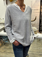 Charger l'image dans la galerie, Pull doux TAO Gris clair
