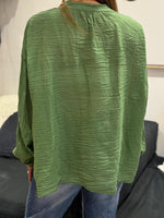 Charger l'image dans la galerie, Chemise Vert brodée AZUREA
