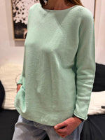 Charger l'image dans la galerie, Pull doux réversible LINO Vert d'eau
