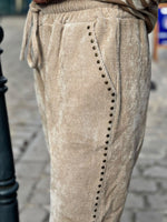 Charger l'image dans la galerie, Pantalon velours cotelé souple LEON Beige clair
