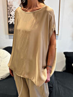 Charger l&#39;image dans la galerie, Top satiné SERENITE Camel
