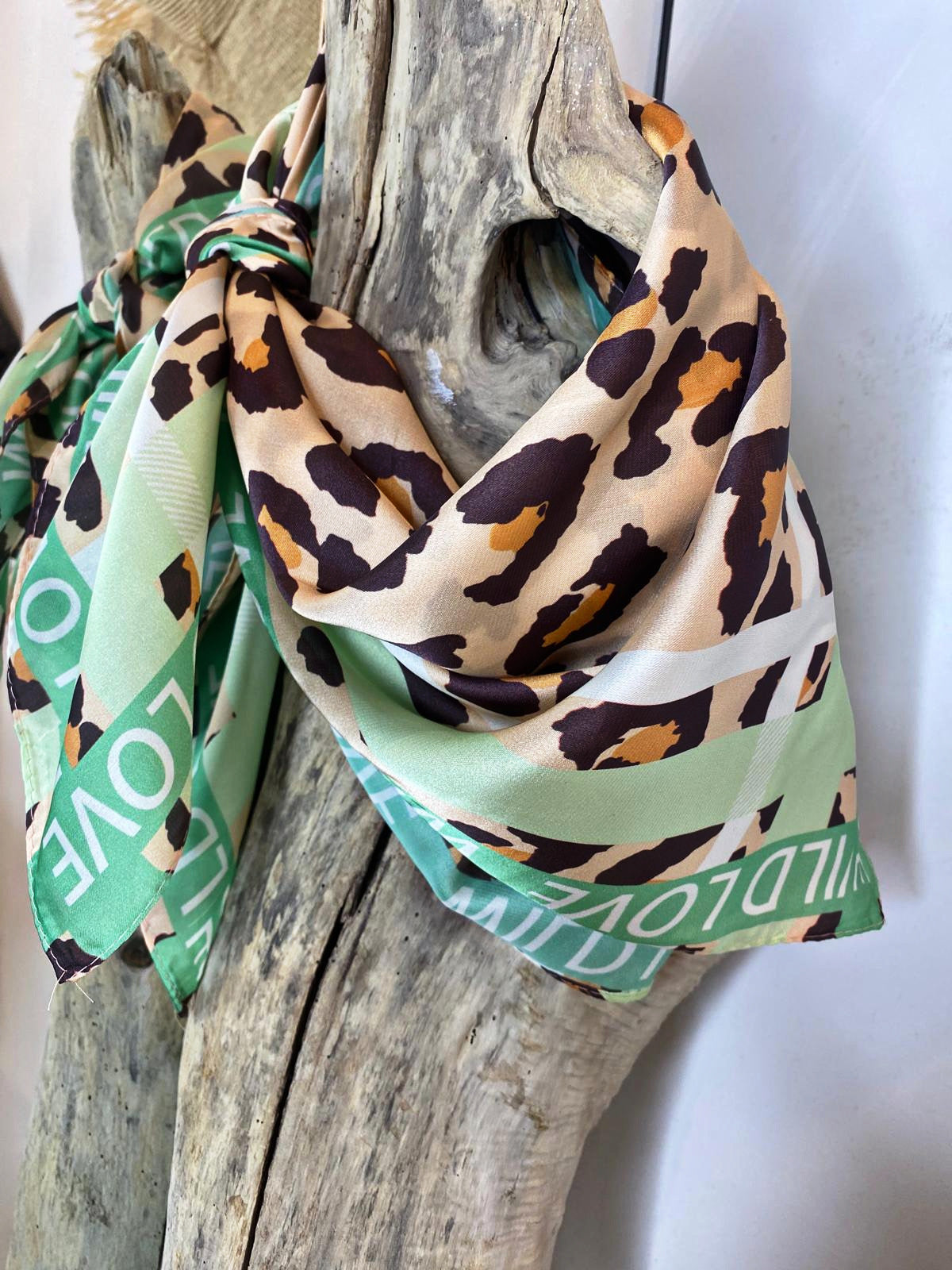 Foulard 1